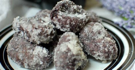 Kue iwel ini bisa dijadikan. Cara Membuat Gemblong Ketan Hitam Secara Tradisonal Dan Mudah