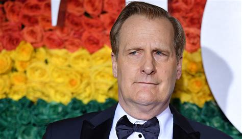 Jeff Daniels Hopped On Zoom Real Quick For The Golden Globes And People