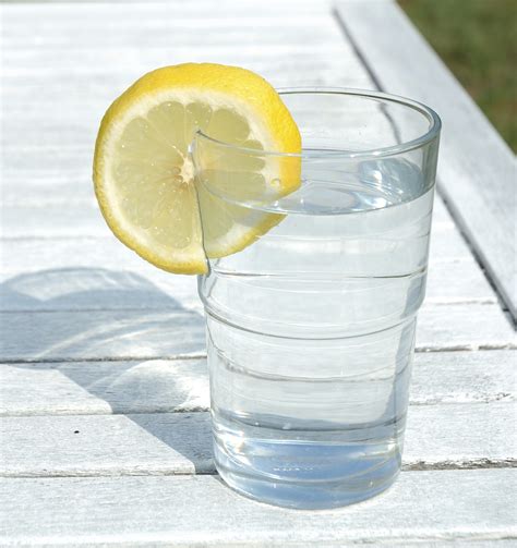 Is Lemon Water Sabotaging Your Autophagy?