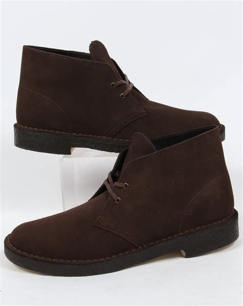 clarks originals desert boot in suede brown