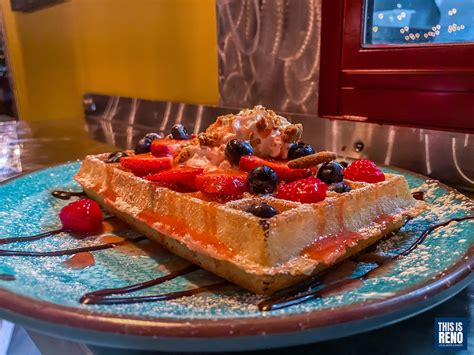 Late night breakfast at your favorite Midtown bar