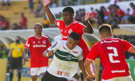 Coritiba Leva Gol No Fim E Perde T Tulo Da Supercopa Sub Para O Inter