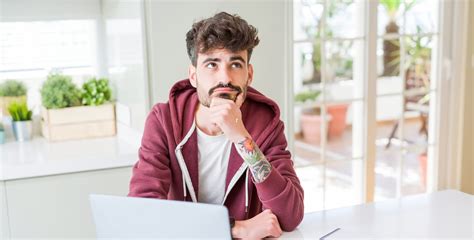 Ab wann wird eine private arbeitsunfähigkeitsversicherung als arbeitsunfähig eingestuft? Arbeitsunfähigkeitsklausel - Was ist das? - VorsorgeWeitblick
