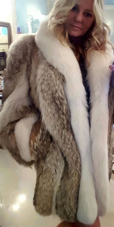 Pin By Andres Alcala On Hot Fur Coyote Fur Coat Fur Coat