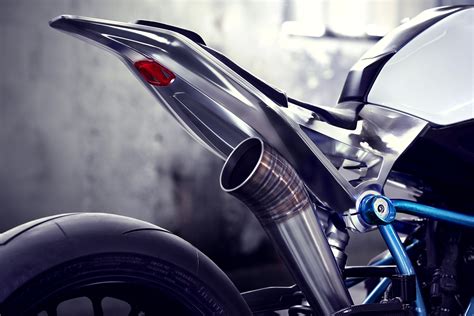 3/8″ drive beam type torque wrench won't even register torque as small as is needed on all three. 2014 BMW Roadster Revolution Concept Bike - vipcycle motorcycle parts