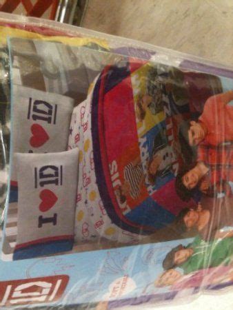 Choose from contactless same day delivery, drive up and more. Amazon.com: One Direction Twin Comforter and Sheet Set ...
