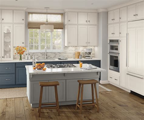 And these aren't just any kitchen cabinet paint colors, either — these are the colors that will really shine, hold up well over. Delta Cabinet Door - Diamond at Lowes