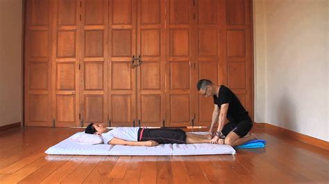 Palming Instep Palming Du Cou Du Pied Reviewing Thai Massage Techniques With Kam Thye Chow