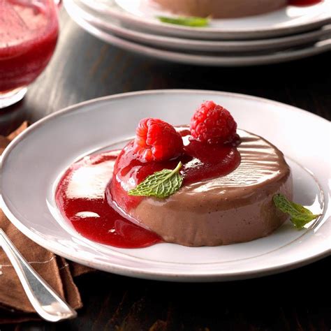 주르륵 흐르는 초코 판나코타 2. Dark Chocolate Panna Cotta Recipe | Taste of Home
