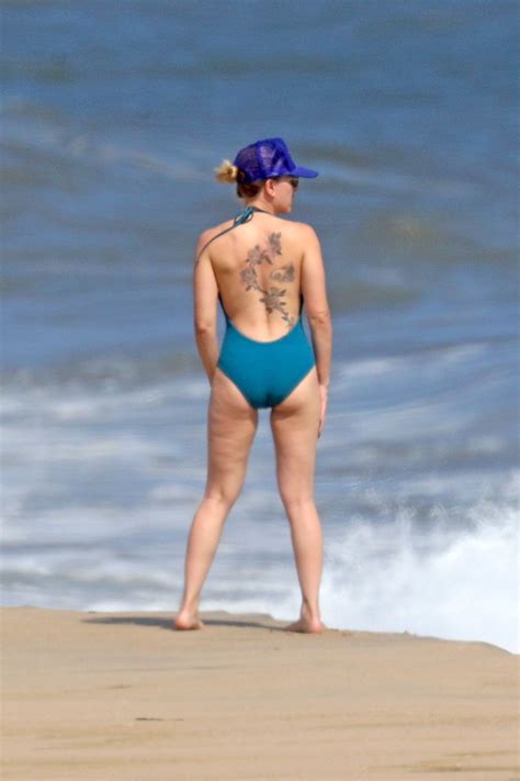 You do realize there's plenty more pics like this in my gallery right? Scarlett Johansson Sexy Cellulite Ass in Hamptons | #The ...