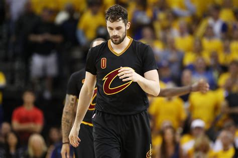 Cleveland Cavaliers The Benefits Of Starting Kevin Love At Center