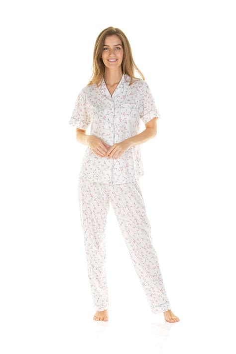 Ladies Short Sleeved Jersey Pyjamas In Everyday Floral Pattern P55241