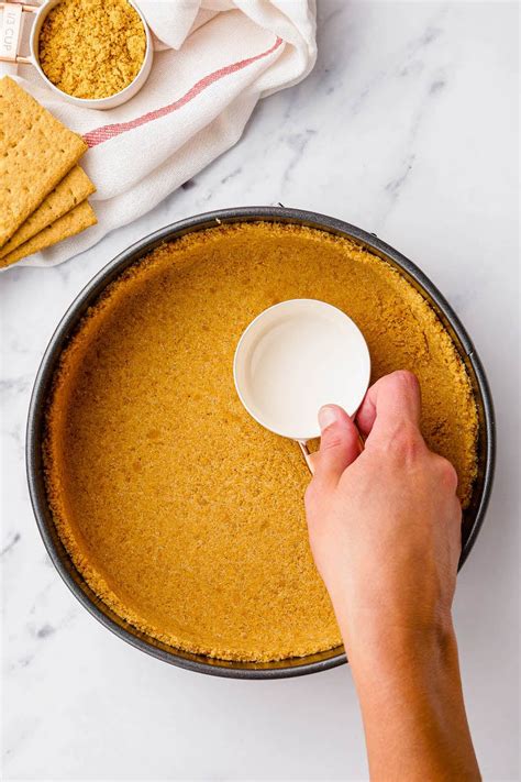 Graham Cracker Crust Recipe Easy Pie Crust With 4 Ingredients