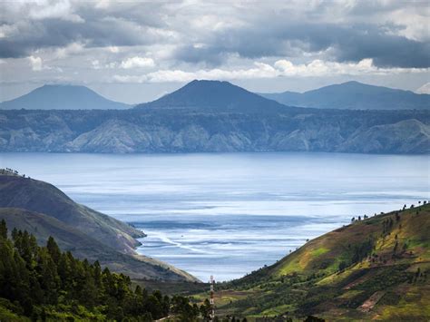 Lake Toba Indonesia Location Map Facts Tours Information Guide