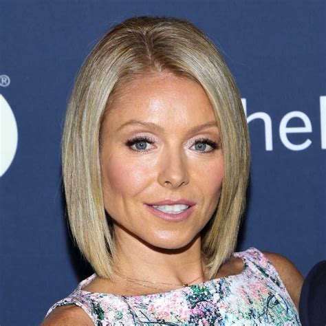 Kelly Ripas New Haircut Wavy Bob Haircuts Kelly Ripa Hair