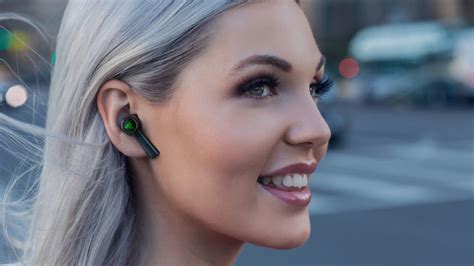 The hammerhead true wireless are affordable at $100, offering audio latency as low as 60ms. Razer Hammerhead Goes Cordless, Has A Very Modest Battery ...