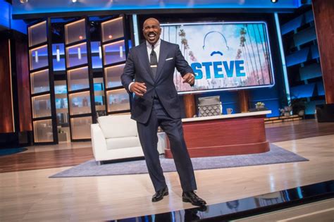 Steve Harveys Daytime Talk Show Renewed For Season 2 Variety