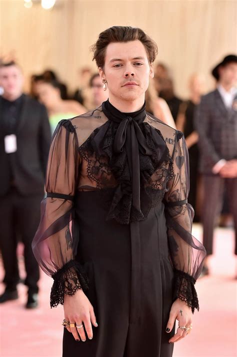 Harry potter learned all about the history and power of wands during his time at hogwarts. Harry Styles vs. Ezra Miller: Best Dressed Genderbender