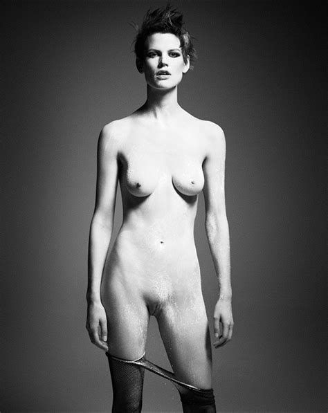 Sasha Luss Nude Celebrity Photos Leaked