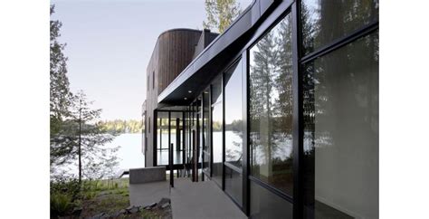 Aluminum Windows Create A Stunning Lake House Products