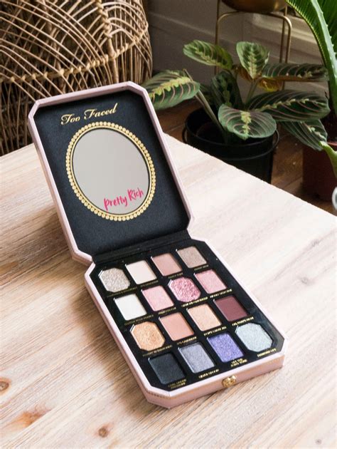 A La Découverte De La Palette Pretty Rich De Too Faced La Vie En Lucie Blog Beauté Mode