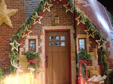 Stars from wood shims lowes.com/LCI-SimpleShimStar | Decoración