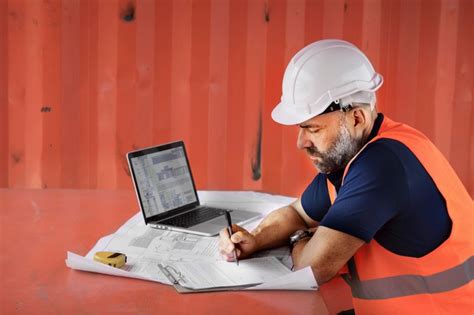What Are The Duties Of A Construction Foreman Cwbts