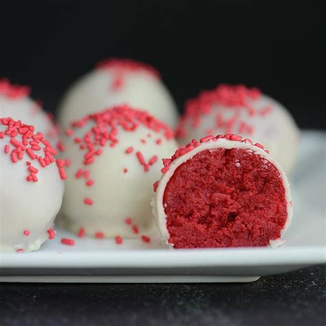 Red Velvet Cake Balls With Cream Cheese Recipe Gourmet Food World