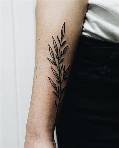 While being trendy and a gorgeous form of expression, tattoos are also a lifelong commitment and, for many people, not something you want to rush into. Simple Arm Tattoos: 60+ Most Beautiful Simple Designs