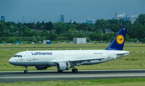 Chaos And Flight Cancellations A Cable Caused Lufthansas System To