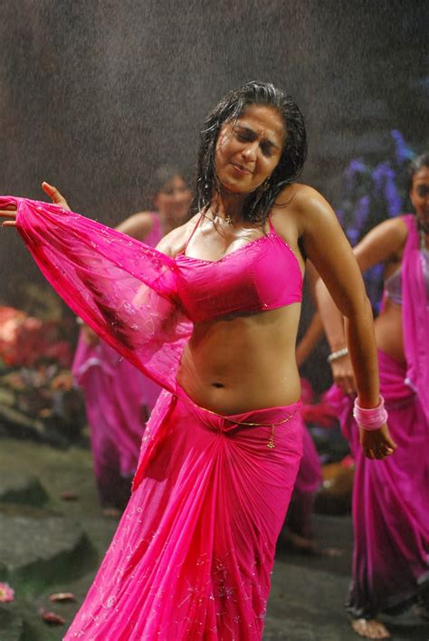 Anushka Shetty Hot Navel Hd Stills In Wet Saree ~ Actress Rare Photo