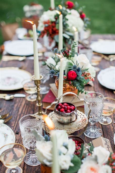 60 Beautiful Christmas Wedding Table Setting Ideas Weddingomania