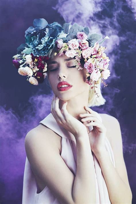 Photography Women Photography Inspo Beauty Art Beauty Women Flowers