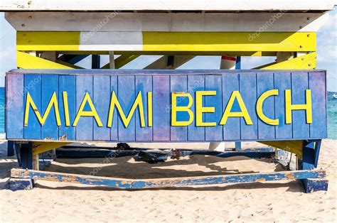 Famous Sign On The Beach In Miami — Stock Photo © Ventdusud 40764609