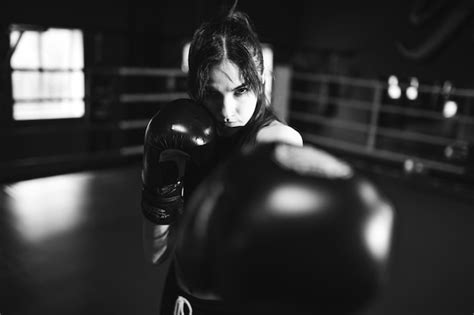 Free Photo Young Woman Boxer Training At The Gym