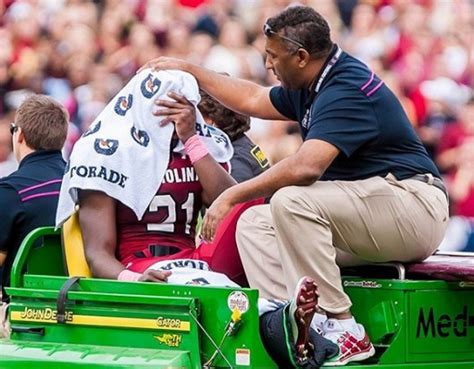 Marcus Lattimore Suffered No Fracture But Has Knee Ligament Injury