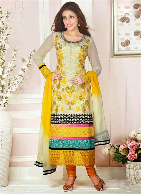 There are 4133 women punjabi suits for sale on etsy, and they cost 50,15 $ on average. Embroidered Punjabi Style Churidar Suits For Punjabi Girls ...