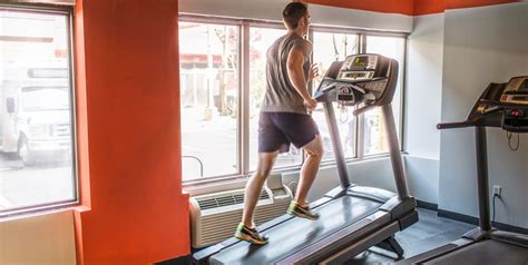 Many runners are surprised to find there are training benefits to sticking to the treadmill! Incline Treadmill- What Incline Should I Use on the Treadmill?