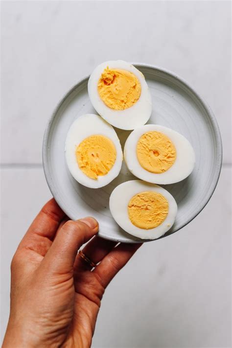 Perfect Hard Boiled Eggs Every Time Ways Minimalist Baker Recipes