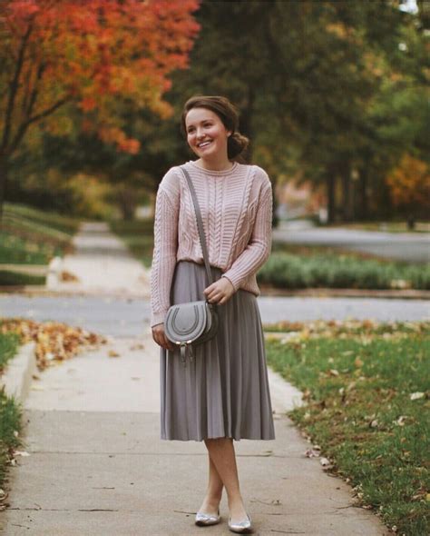 40 Modest But Classy Skirt Outfits Ideas Suitable For Fall Aksahin Jewelry Modest Outfits