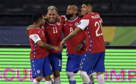 El sitio oficial del fútbol chileno. Acusan a Selección Chile de meter mujeres a hotel, dicen ...