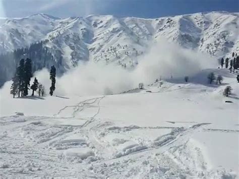 massive avalanche in gulmarg amid winter games event foreign skiers feared trapped free press