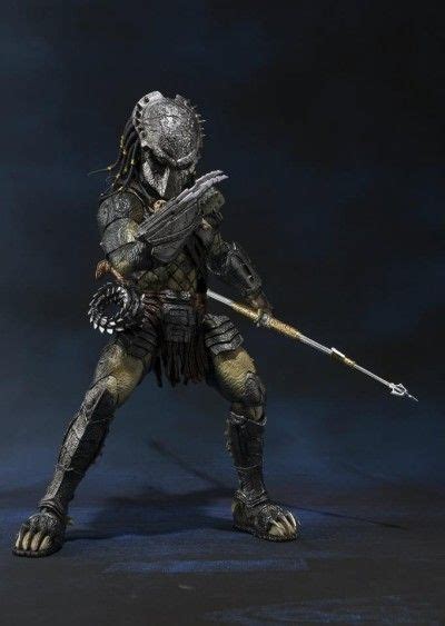 Bandai Sh Monsterarts Aliens Vs Predators Alien Warrior And Predator