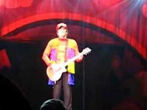 Wiggles Concert - Racing to the Rainbow - YouTube