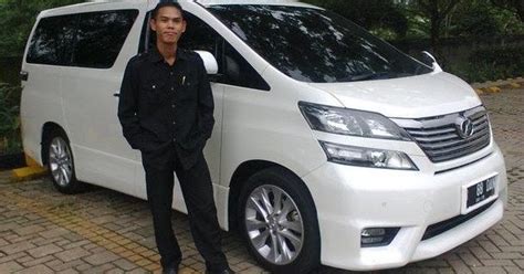We would like to show you a description here but the site won't allow us. LOWONGAN DRIVER/SUPIR KANTOR ~ PT Kreatshu Otomotif ...