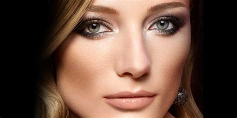 A bold, sexy black lash never hurt anyone. Hairatin | Hair Building Fibers and Aging Hair Solutions ...