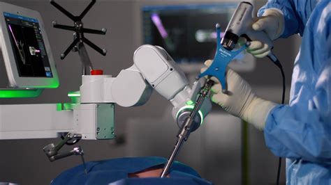 Medtronic Treats First U S Patients With Spinal Surgery Robot Robotics Business Review