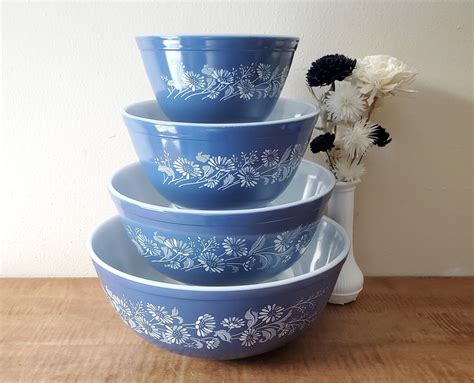 Vintage Pyrex Colonial Mist Mixing Bowls Rare All Blue Bowls Etsy