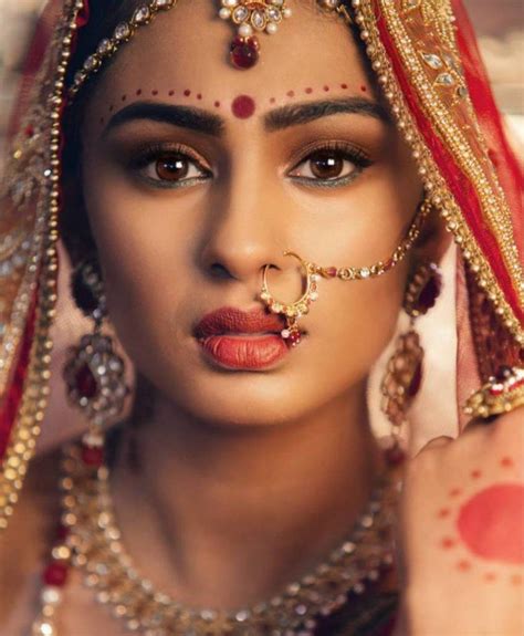 blog de cleopatre1955 maquillage mariée indienne maquillage inde maquillage hindou