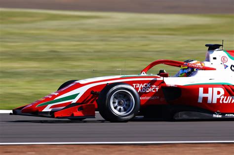 F3 Great Britain Lawson Holds Off Premas For Feature Race Win